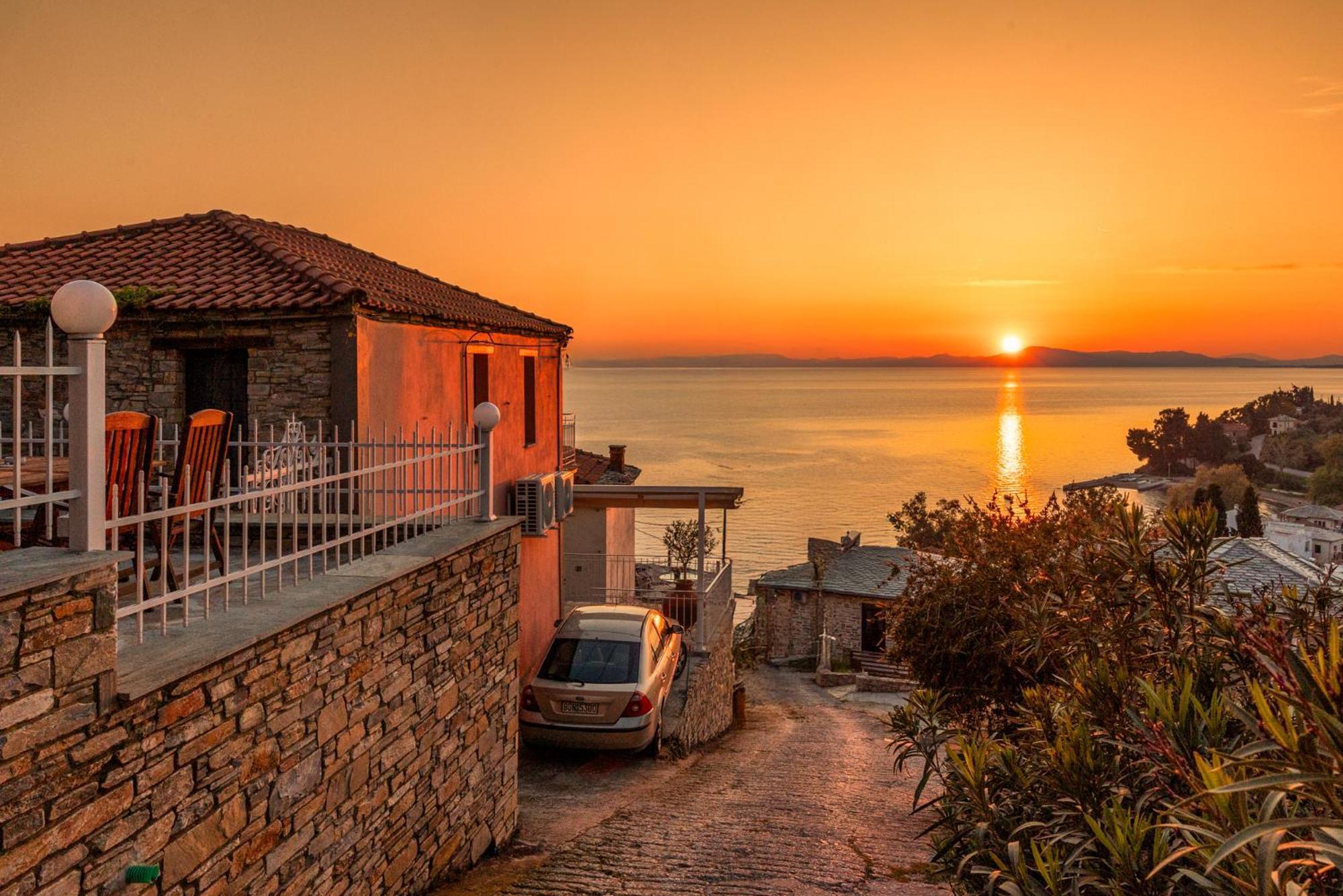 Villa Με Θέα Το Ηλιοβασιλεμα 2 Áfissos Exterior foto